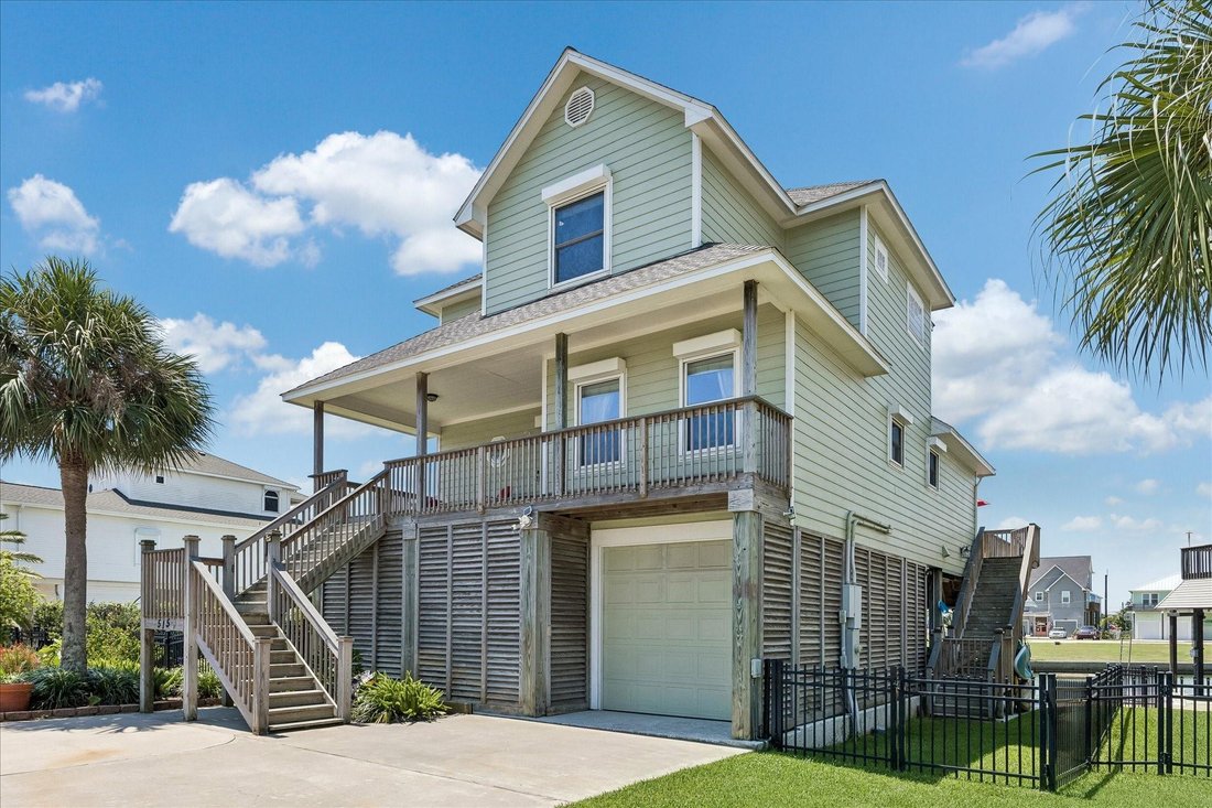 House in Galveston, Texas, United States 2 - 17921733