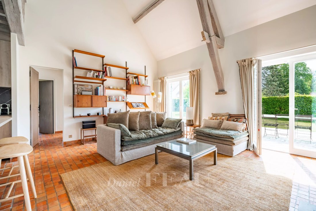 House in Montfort-l'Amaury, Ile-de-France, France 2 - 17918152