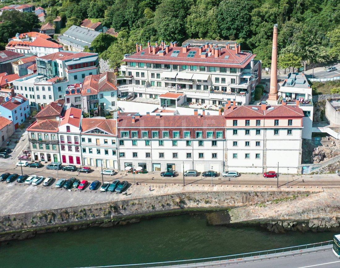 Apartment in Lordelo do Ouro e Massarelos, Porto District, Portugal 2 - 17821133
