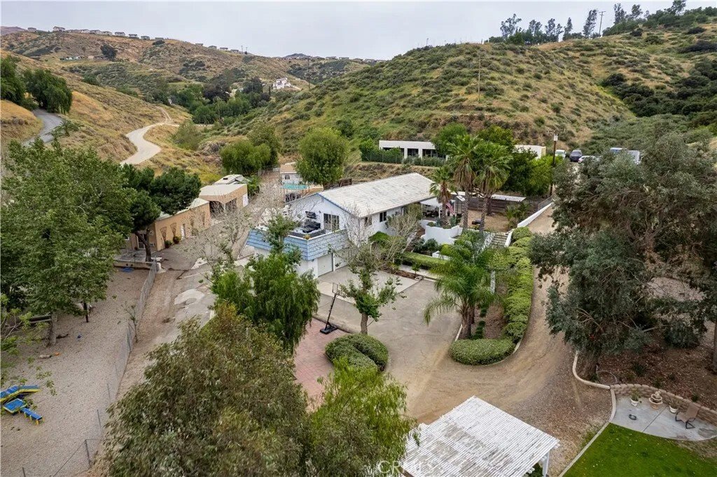 Corona, California, United States 3 - 17823139