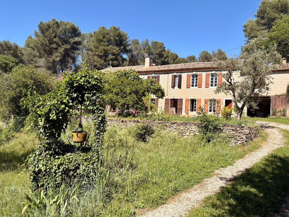 House in Saint-Etienne-du-Grès, Provence-Alpes-Côte d'Azur, France 5 - 17919492