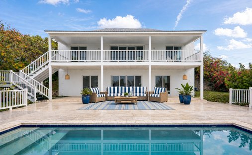 House in Governor's Harbour, The Bahamas 1