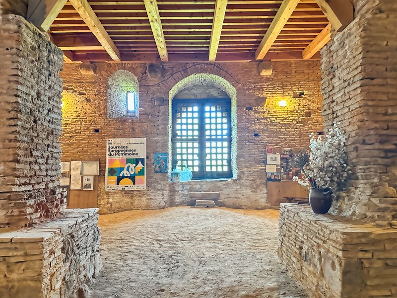 Castle in Espas, Occitania, France 4 - 17918469