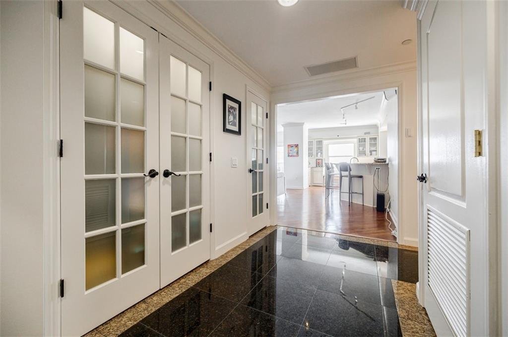 Condo in Atlanta, Georgia, United States 5 - 17922056