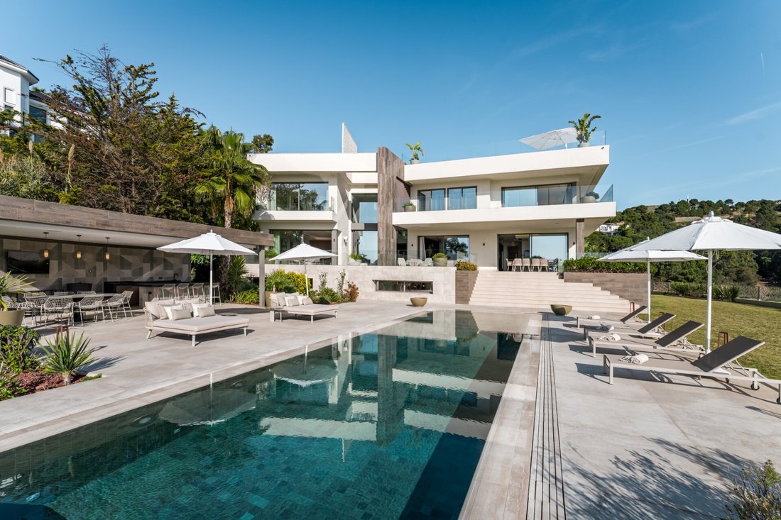 Villa in La Zagaleta, Benahavis, Andalusia 1 - 17920724