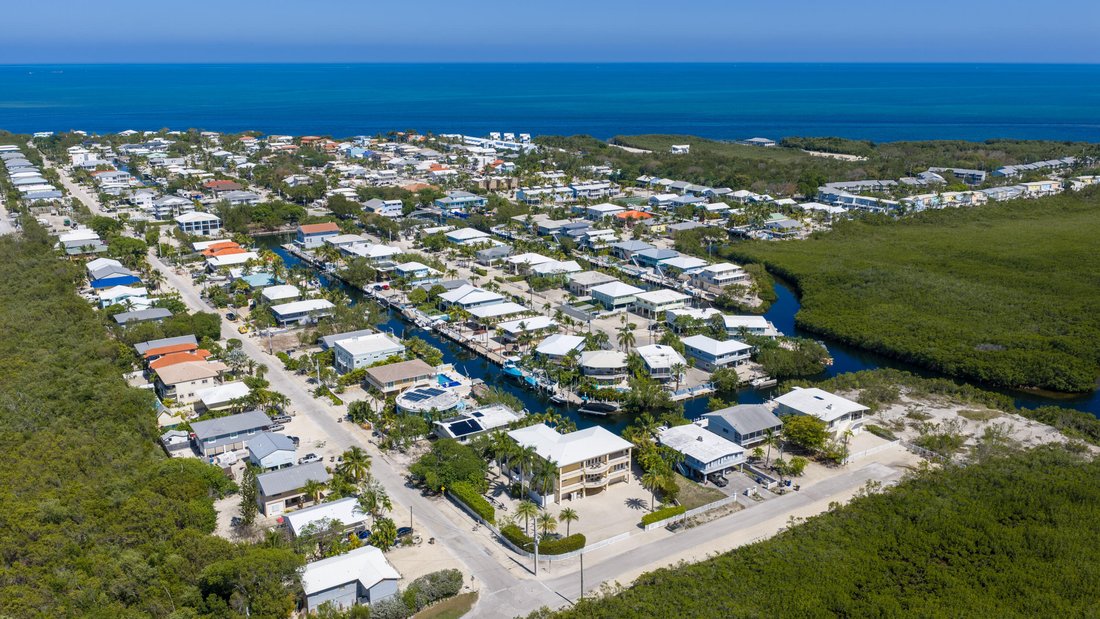 House in Key Colony Beach, Florida, United States 5 - 17919572
