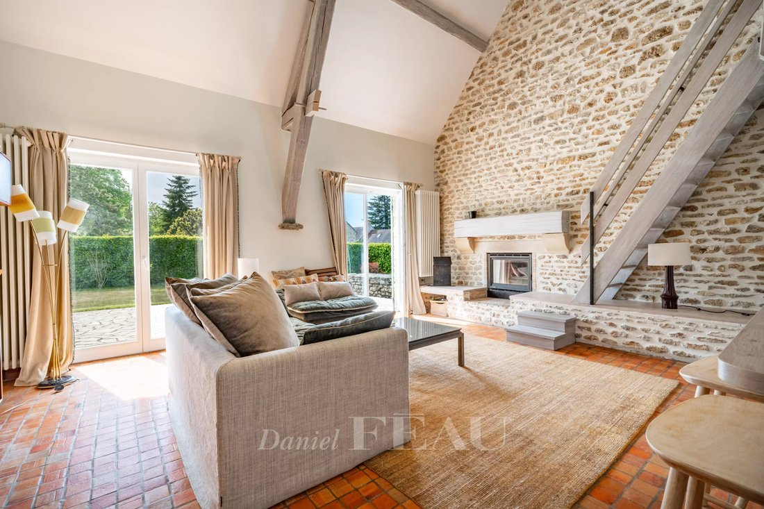 House in Montfort-l'Amaury, Ile-de-France, France 3 - 17918152