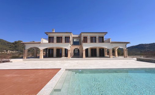Villa in Camp de Mar, Mallorca, Andratx, Balearic Islands 1