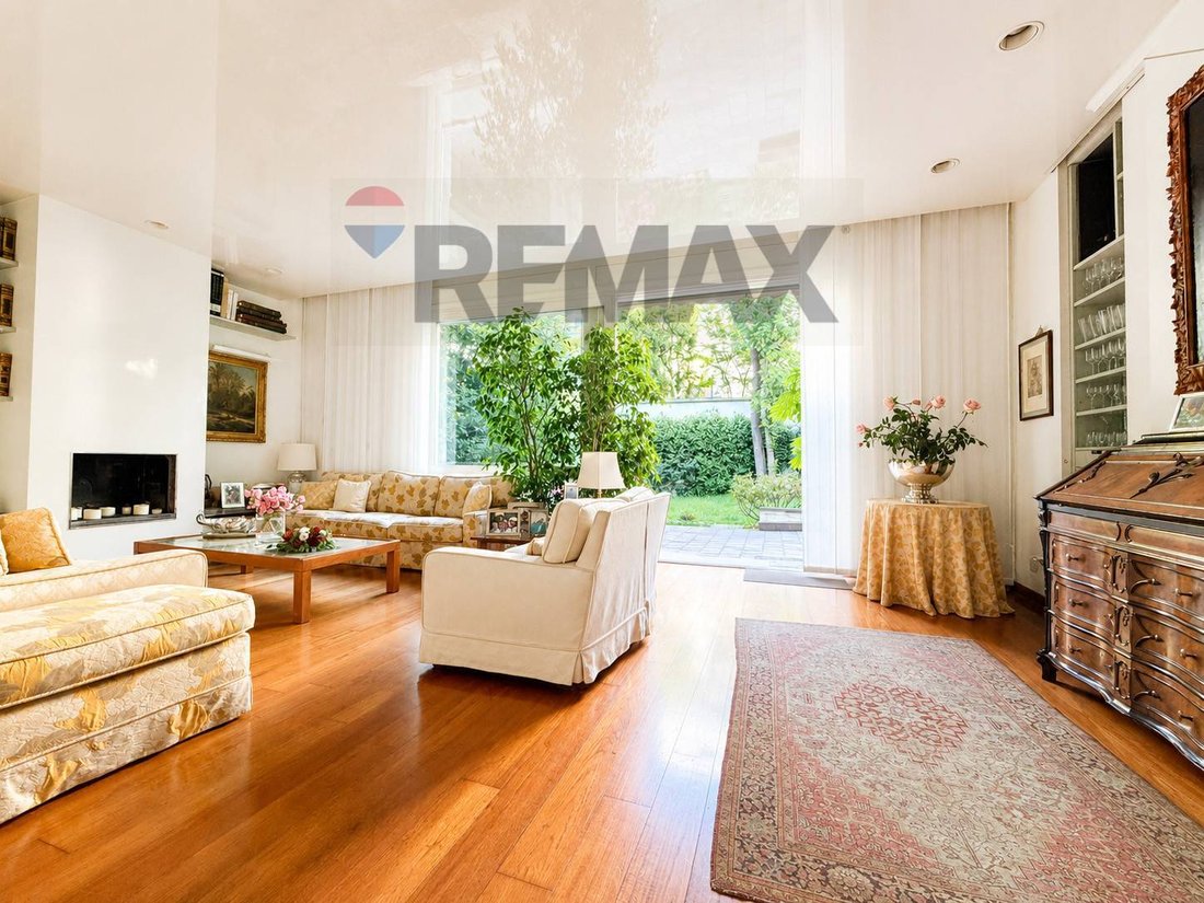 Villa in Argonne - Corsica Area, Milan, Italy 2 - 17384893