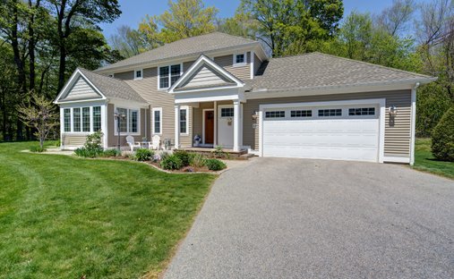 House in Glastonbury, Connecticut, United States 1