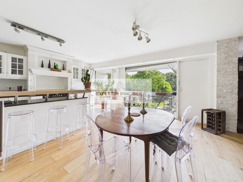 Apartment in Domaine National du Château, Versailles, France 1 - 17922225