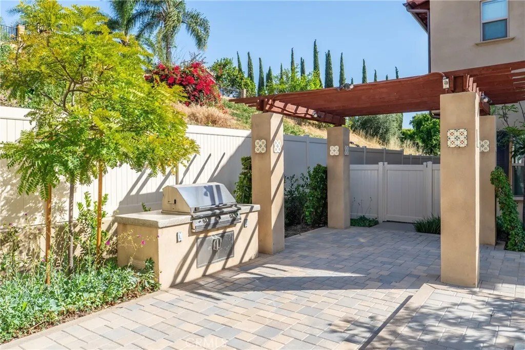 Townhouse in West Covina, California, United States 2 - 17917442