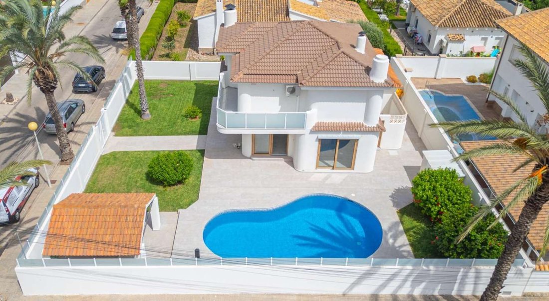 Villa in Cabo Roig, Orihuela, Valencian Community 1 - 15834765