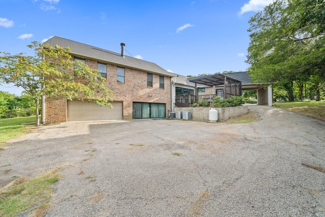 House in Fort Worth, Texas, United States 3 - 17923874