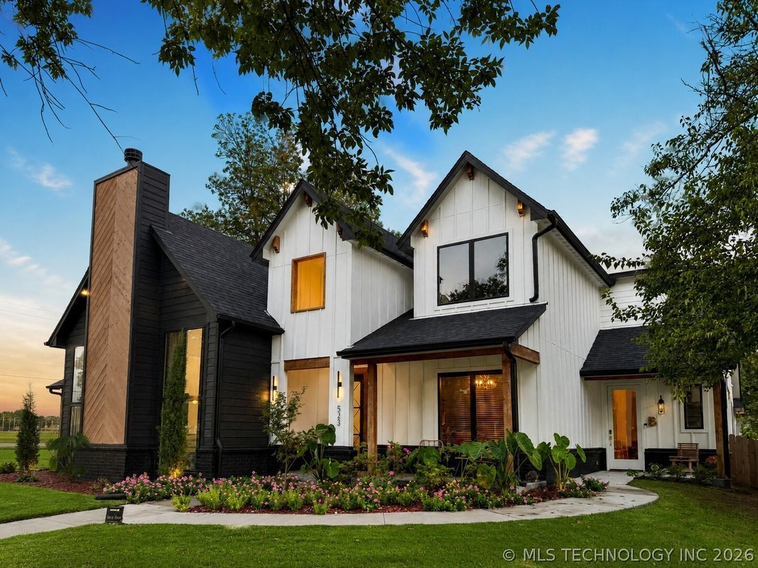 House in Broken Arrow, Oklahoma, United States 1 - 17888063
