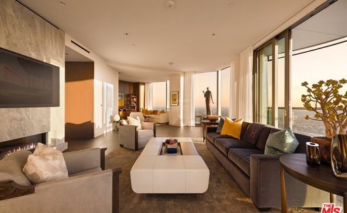 Condo in Los Angeles, California, United States 1