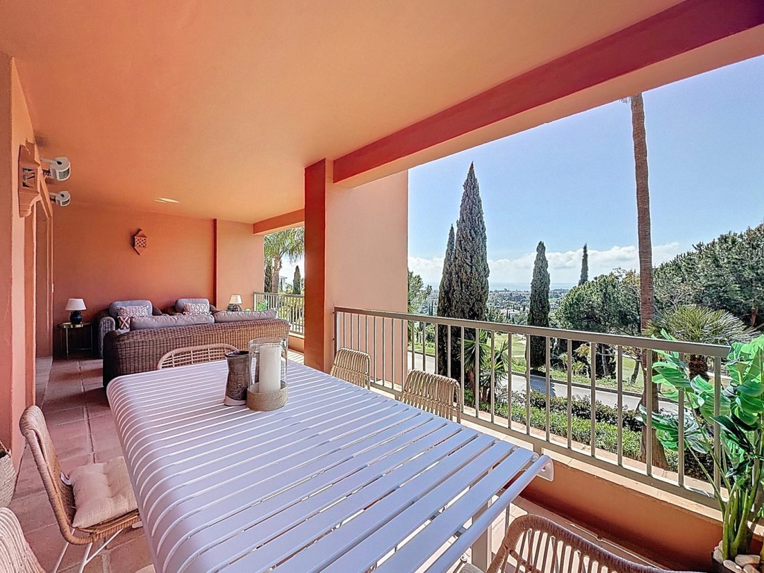 Apartment in Benahavis, Andalusia, Spain 1 - 17922634