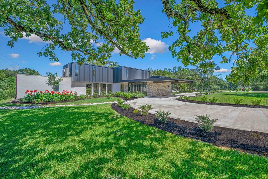 House in Bryan, Texas, United States 5 - 17574948