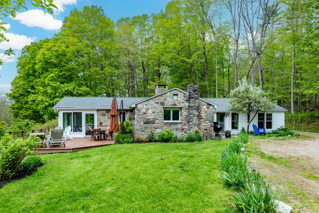 House in Cornwall, Connecticut, United States 2 - 17916097