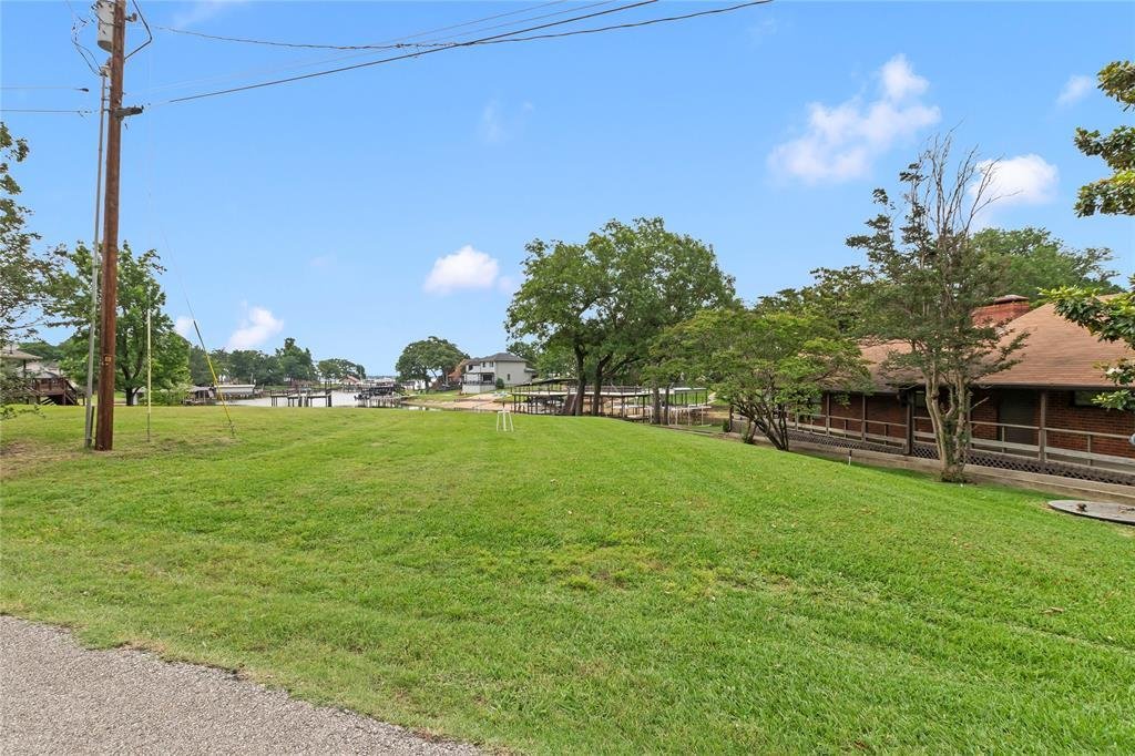 House in Tool, Texas, United States 3 - 17922854