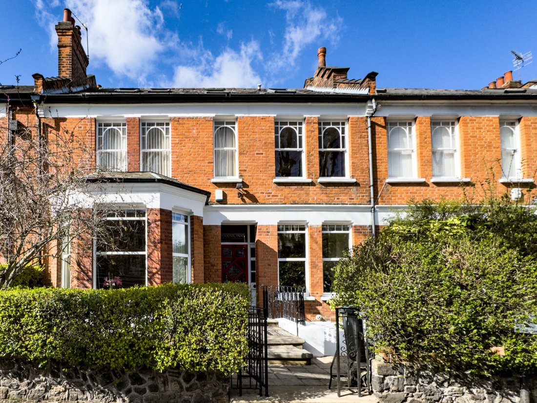 House in Ferme Park, Haringey, England 3 - 17919560