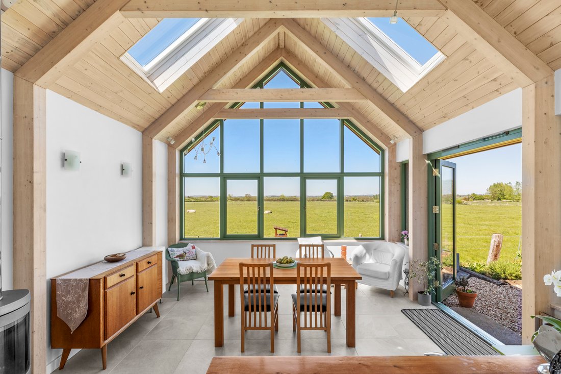 Bungalow in Bledlow, England 3 - 17919785