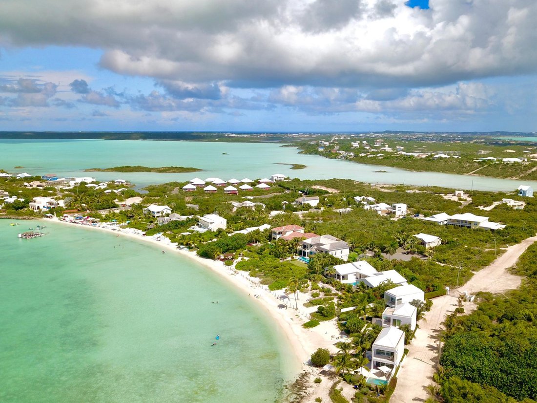 Land in Cooper Jack Bay Settlement, Caicos Islands, Turks and Caicos Islands 4 - 17922812
