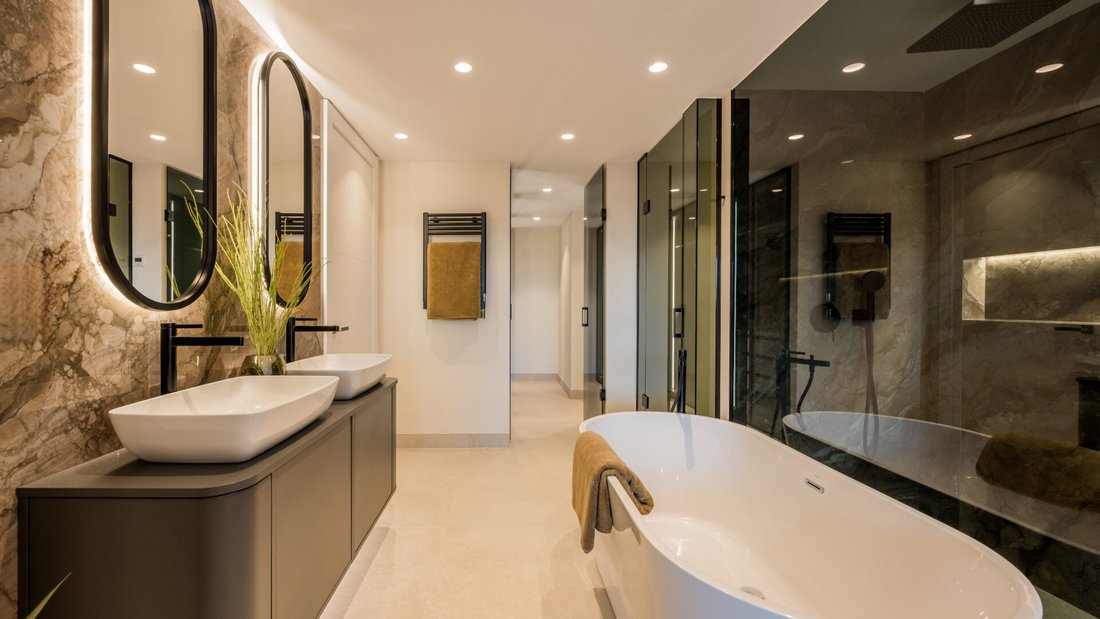 Apartment in Cancelada, Estepona, Andalusia 4 - 17921295