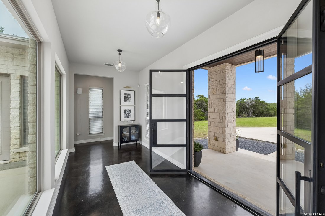 House in Canyon Lake, Texas, United States 4 - 17918909