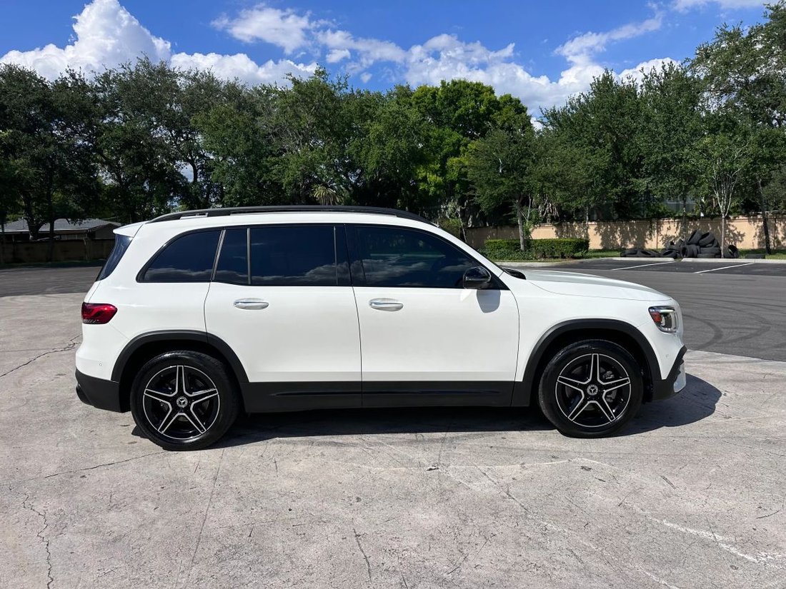 Suv in Hollywood, FL, United States 4 - 17924326