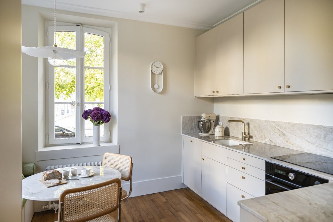 Apartment in Domaine National du Château, Versailles, France 5 - 17917770
