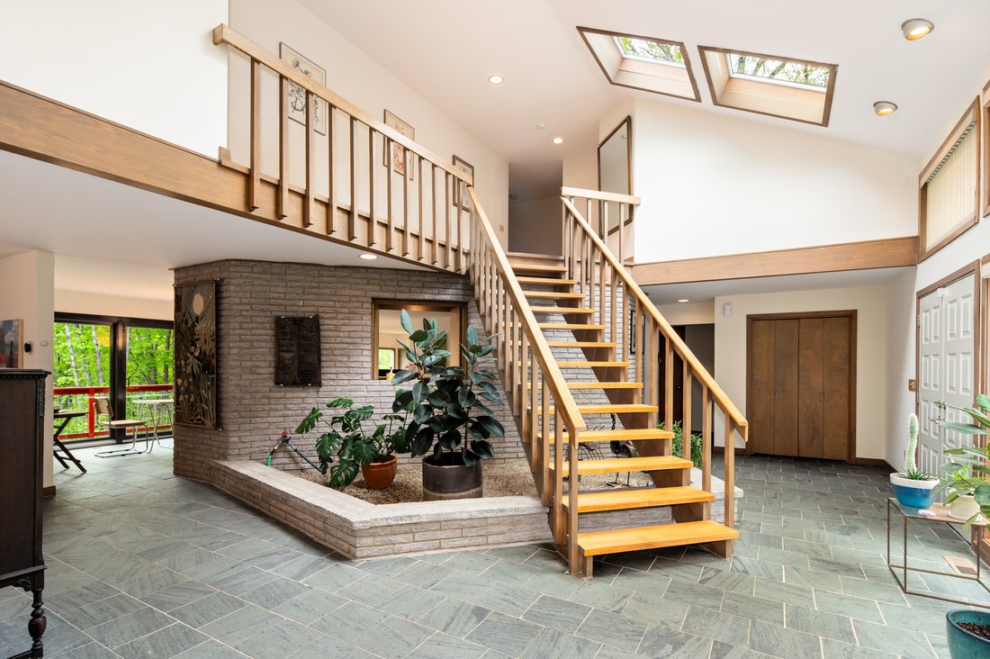 House in Stamford, Connecticut, United States 4 - 17918247