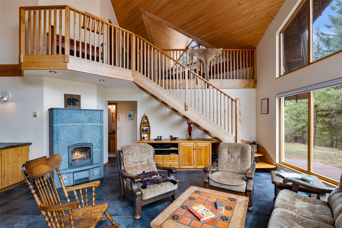 House in Lone Butte, British Columbia, Canada 3 - 17922706
