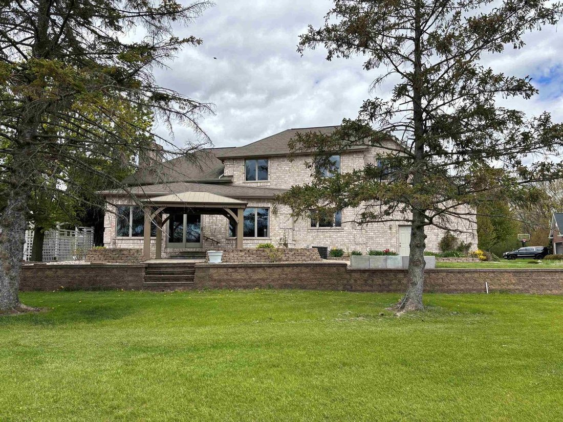 House in Sherwood, Wisconsin, United States 3 - 17919805