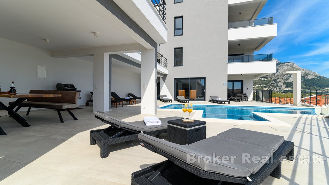 Villa in Omis, Split-Dalmatia County, Croatia 2 - 17916429