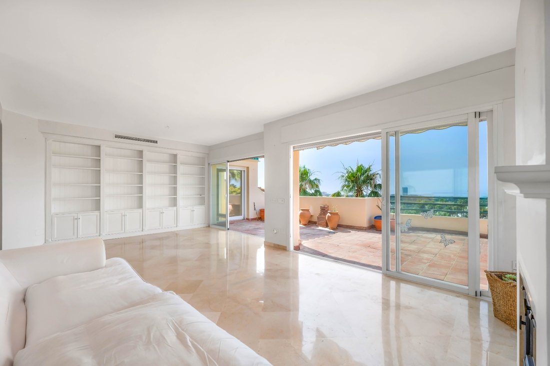 Apartment in Elviria-Cabopino, Marbella, Spain 4 - 17920121