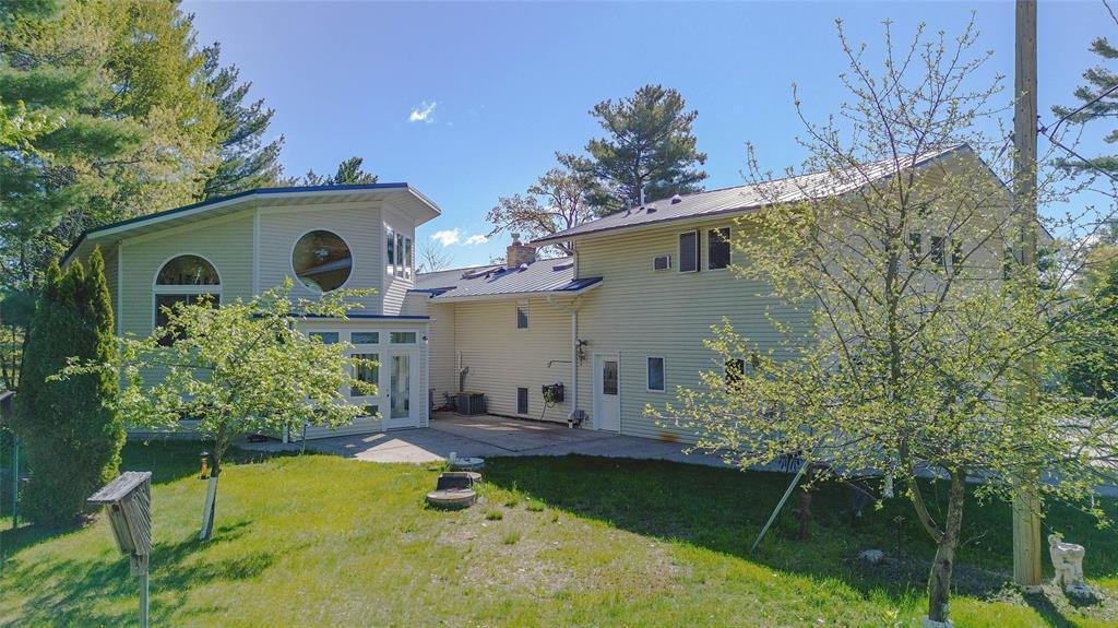 House in Chippewa Falls, Wisconsin, United States 3 - 17787185