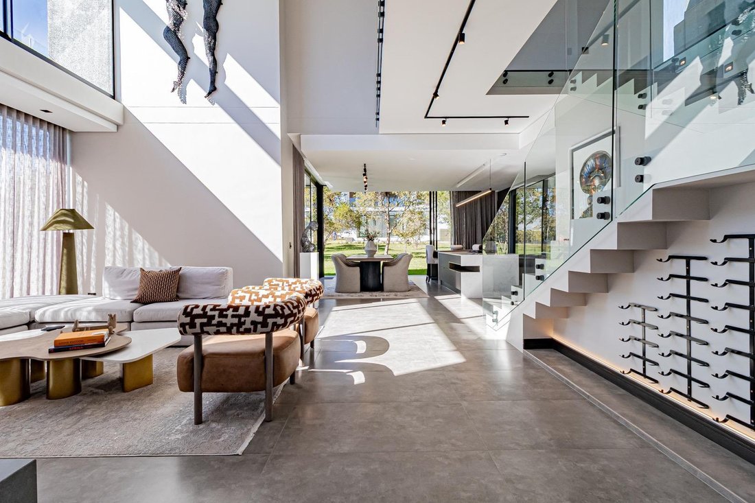 House in Halfway House Estate, Gauteng, South Africa 2 - 17918203
