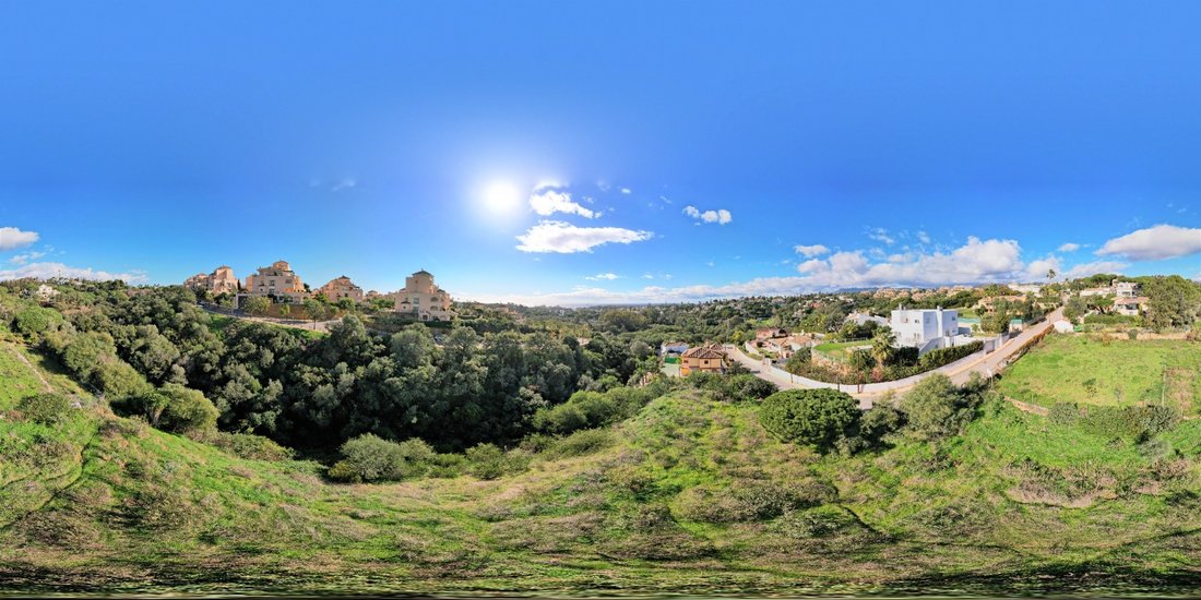 Land in Elviria-Cabopino, Marbella, Spain 4 - 17919860