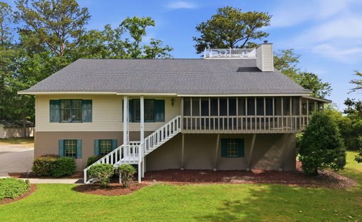 House in Blounts Creek, North Carolina, United States 1
