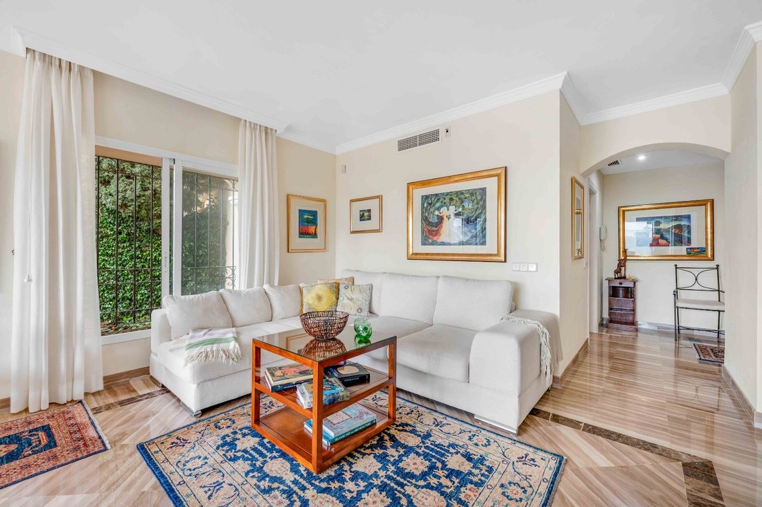 Apartment in Elviria-Cabopino, Marbella, Spain 4 - 17920953