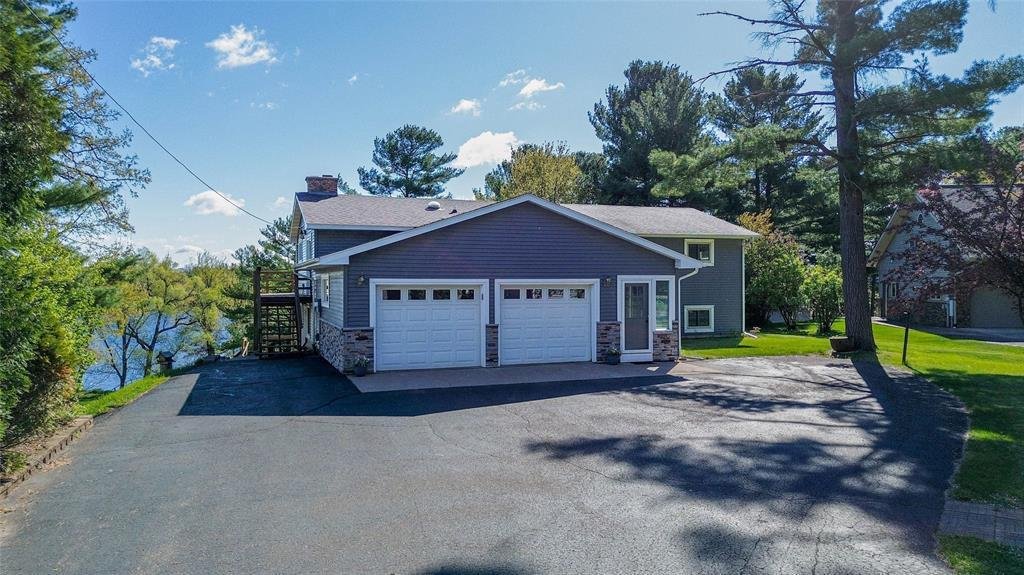 House in Chippewa Falls, Wisconsin, United States 1 - 17787240
