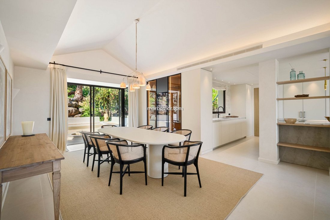 Villa in Puerto Banus, Marbella, Spain 3 - 17921018