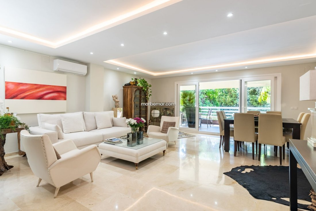 Apartment in Marbella, Andalusia, Spain 2 - 17922416