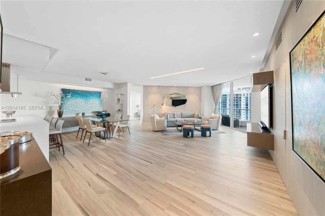Condo in North Miami Beach, Florida, United States 5 - 17919988