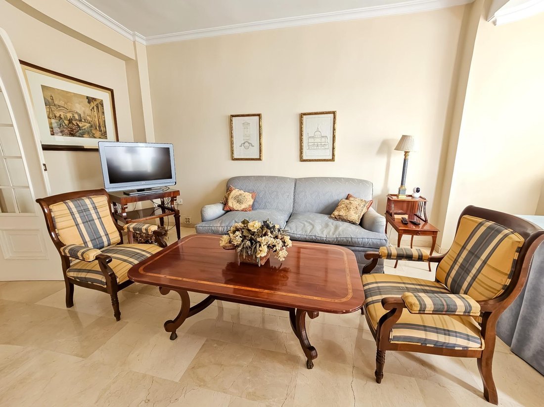 Apartment in Distrito Bellavista-La Palmera, Seville, Spain 5 - 17919751