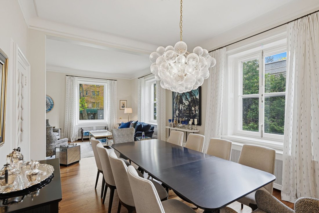 House in Westmount, Quebec, Canada 4 - 17923053