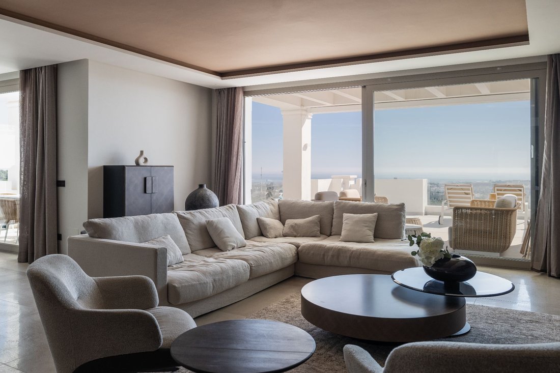 Apartment in Puerto Banus, Marbella, Spain 3 - 17922070