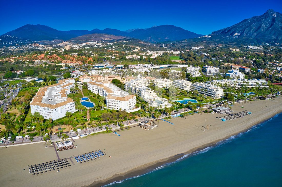 Appartamento a Puerto Banus, Marbella, Spagna 4 - 17921721