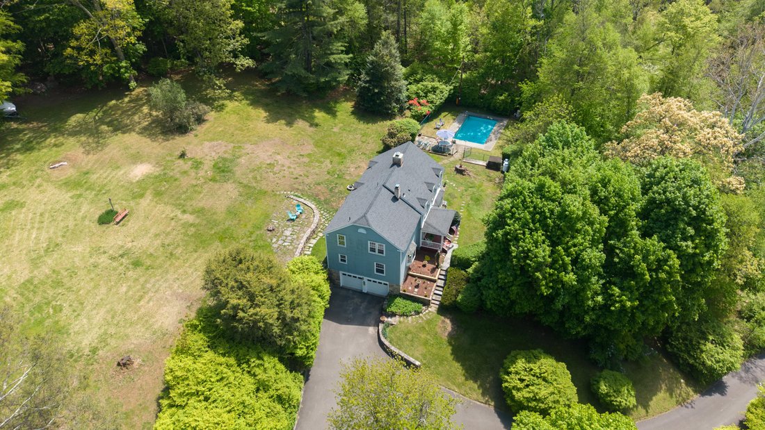 House in Brookfield, Connecticut, United States 2 - 17919333